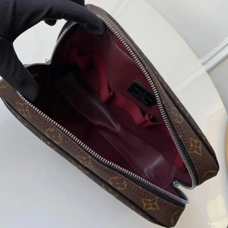 Brother Sam Yupoo Bags 19B5790076 LV 0415